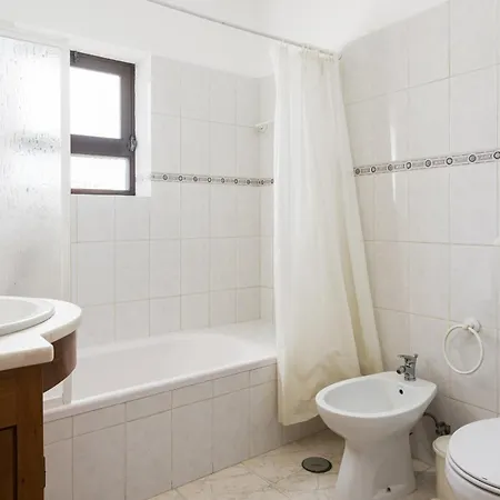 De Santa Eulalia Iii - فيلة