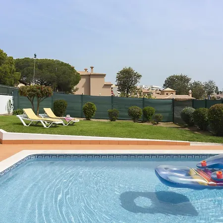 De Santa Eulalia Iii - Vila *